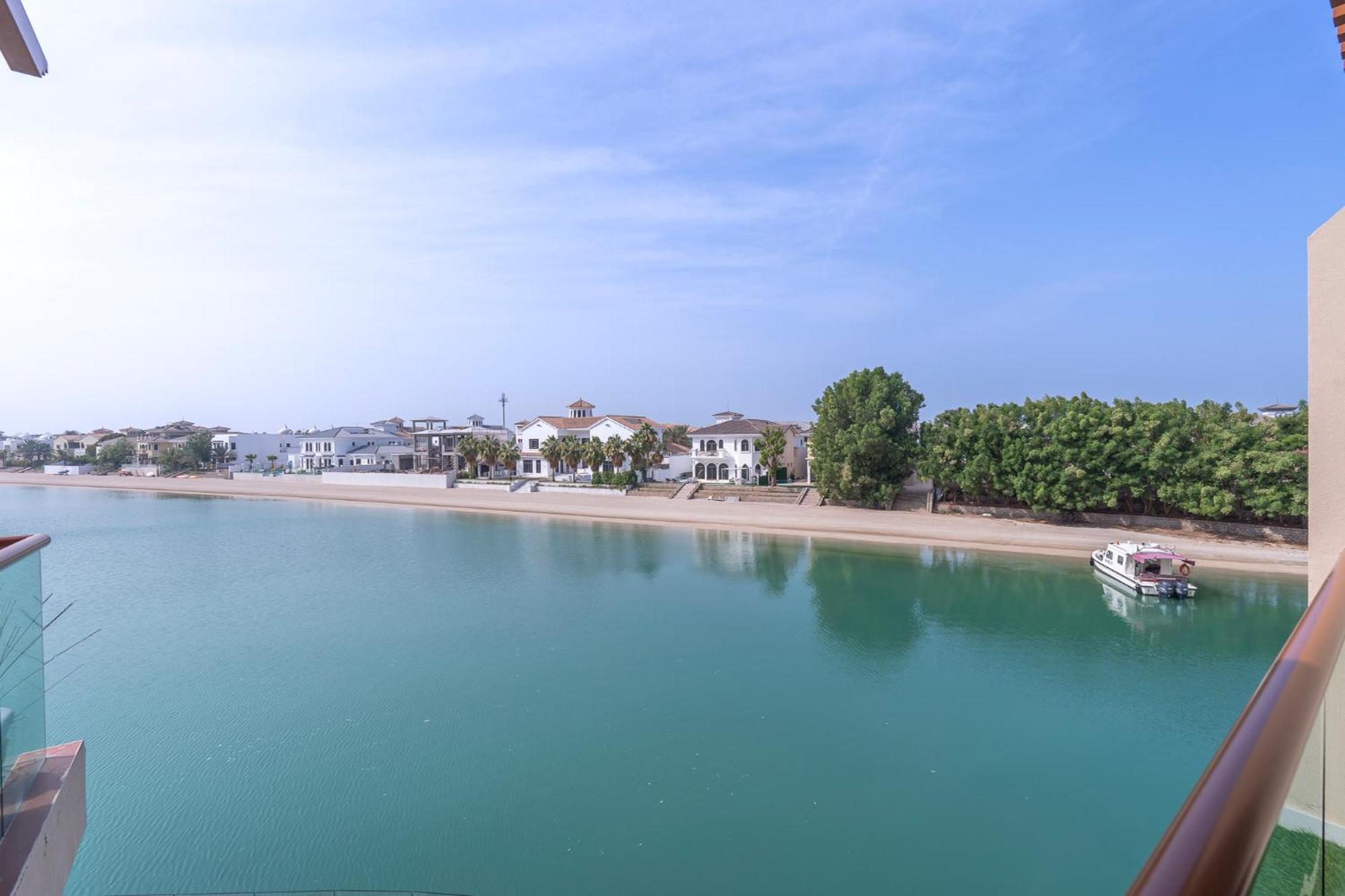 Palm Jumeirah Studio With Sea View Spacious Appartement Dubai Buitenkant foto