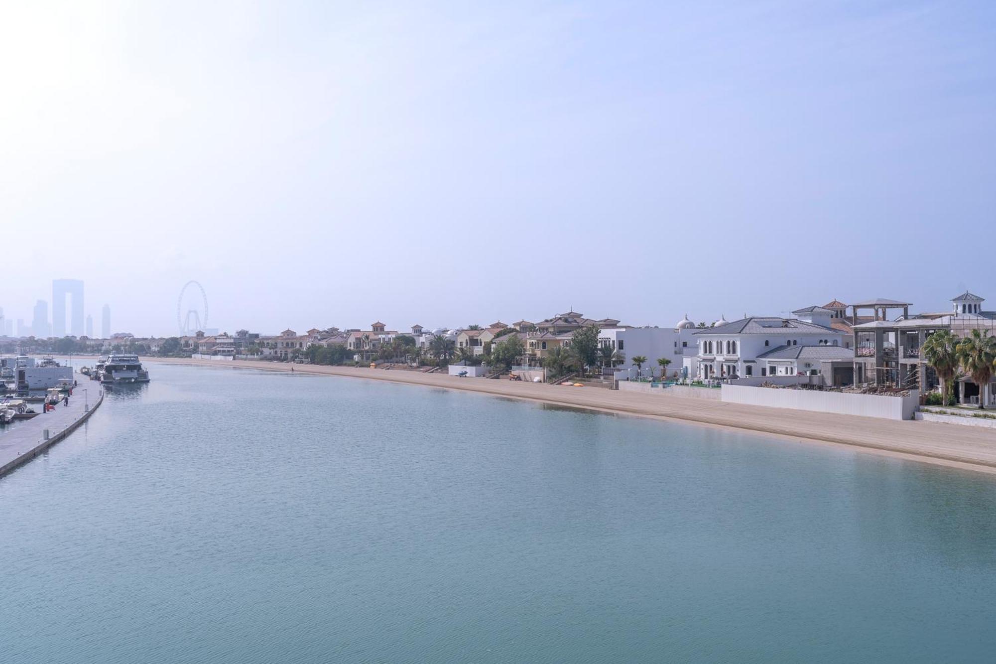 Palm Jumeirah Studio With Sea View Spacious Appartement Dubai Buitenkant foto