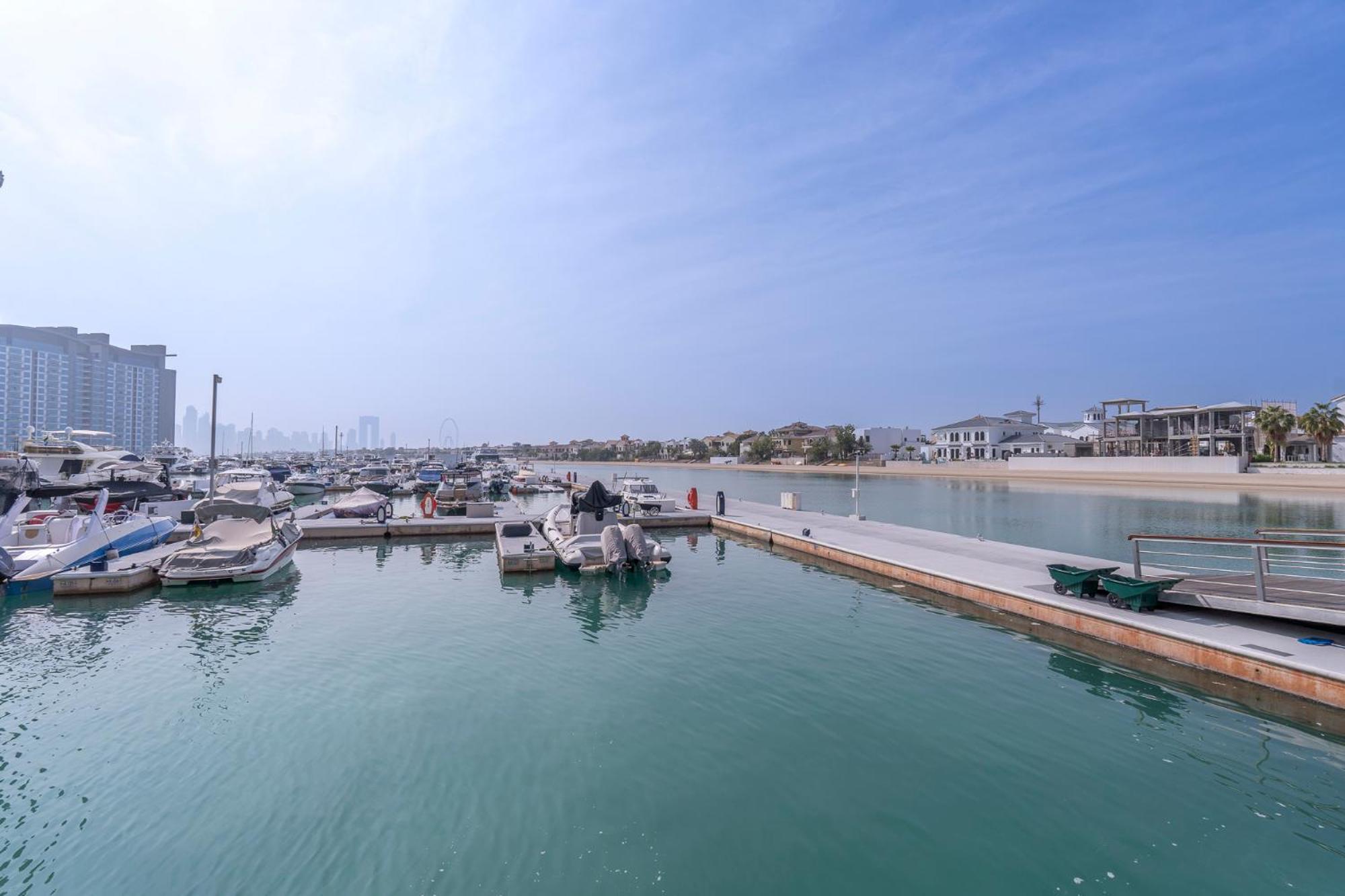 Palm Jumeirah Studio With Sea View Spacious Appartement Dubai Buitenkant foto